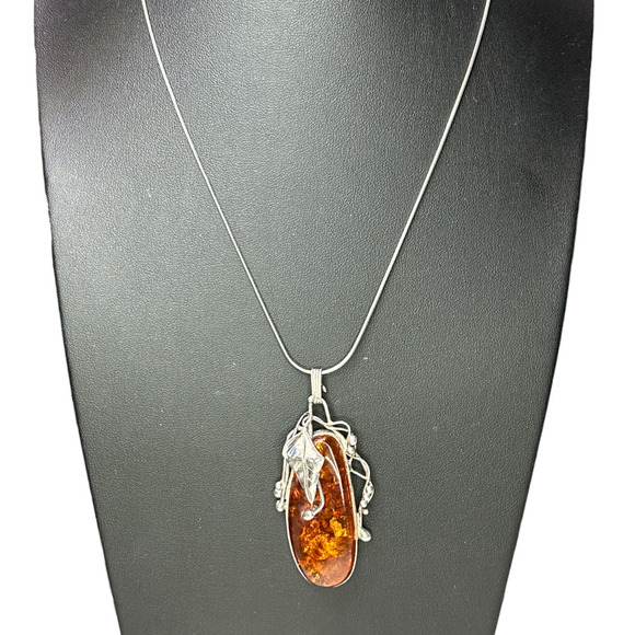 Amber Stone with Leaf Vines Designs Sterling Pendant Sneak Chain Necklace - Picture 1 of 9